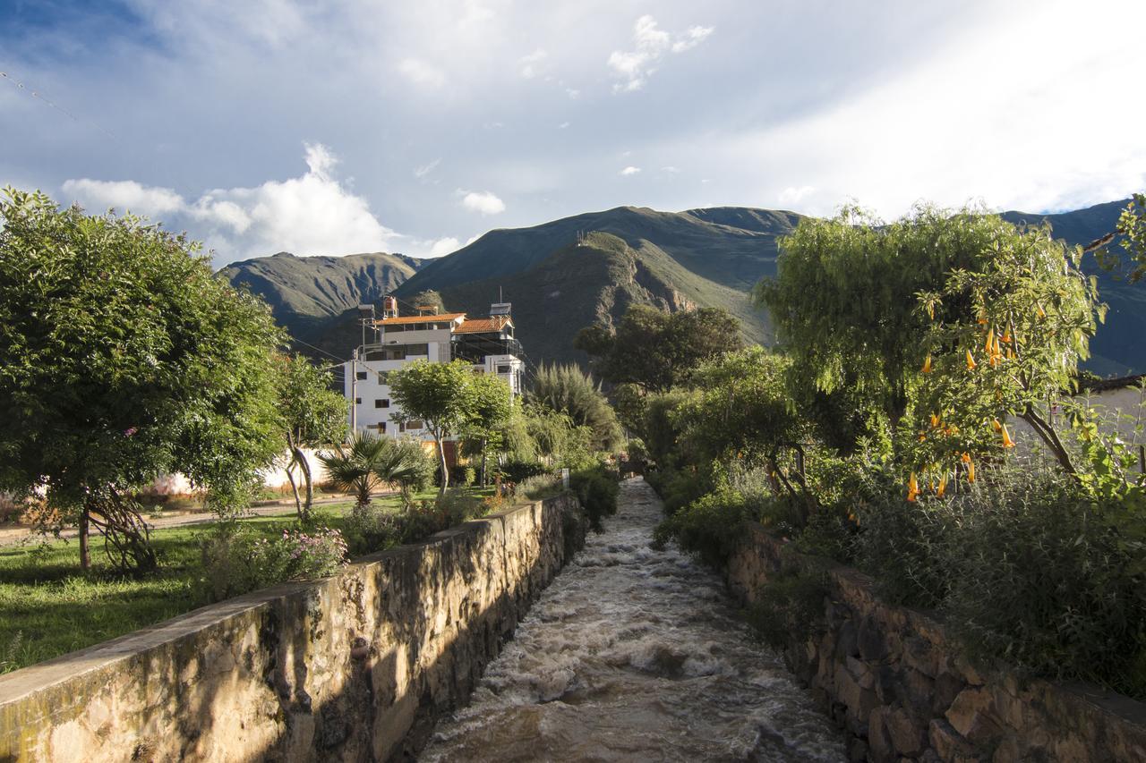 Hotel California Calca Exterior foto